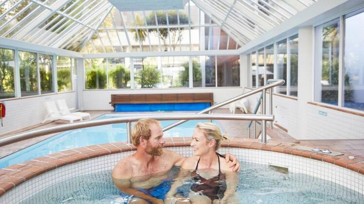 Spa Old Maree and George